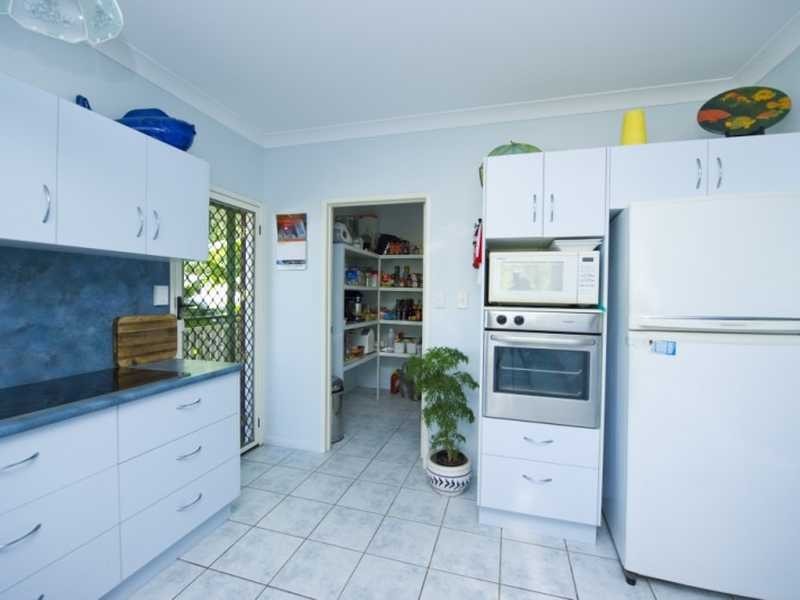 73 Picnic Street, Magnetic Island QLD 4819
