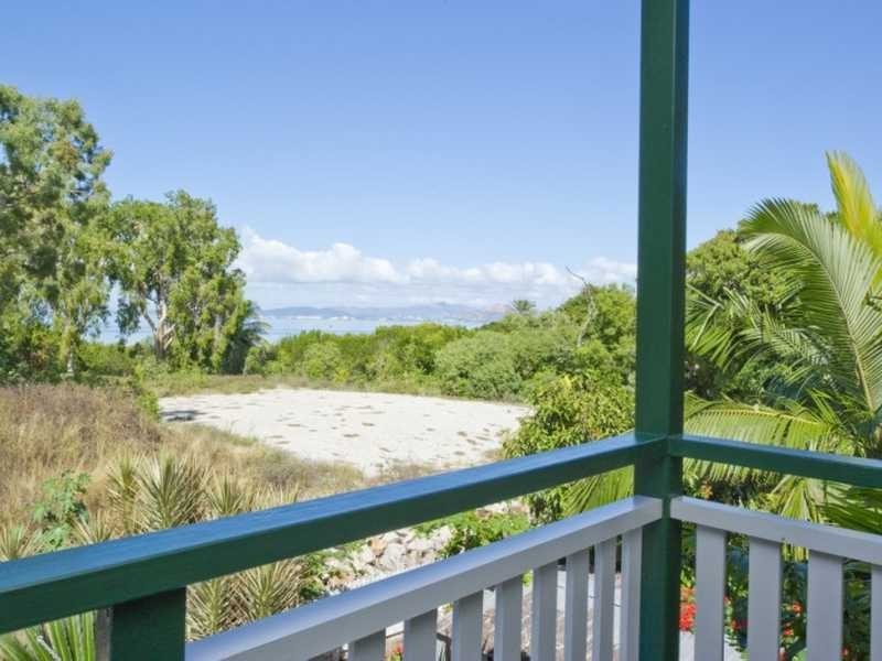 73 Picnic Street, Magnetic Island QLD 4819