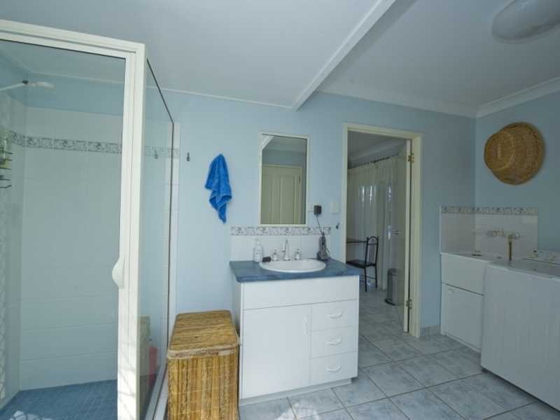 73 Picnic Street, Magnetic Island QLD 4819