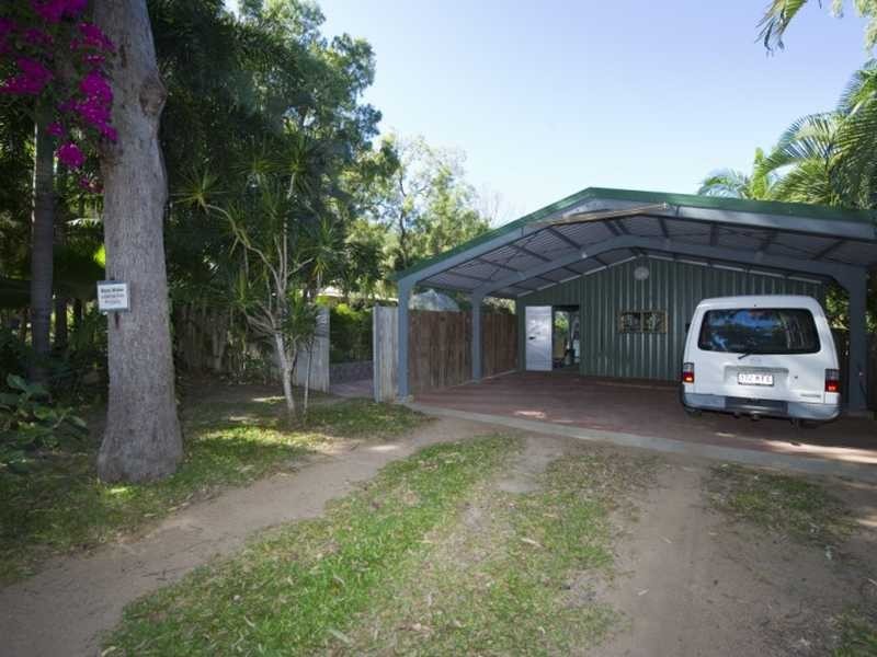 73 Picnic Street, Magnetic Island QLD 4819