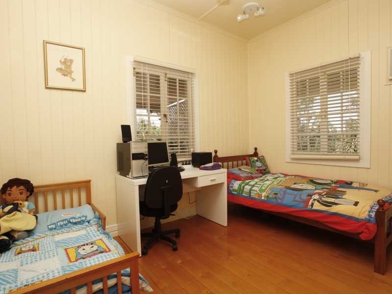 1576 Riverway Drive, Kelso QLD 4815