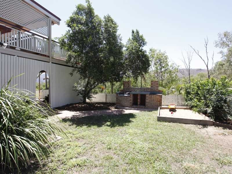 1576 Riverway Drive, Kelso QLD 4815