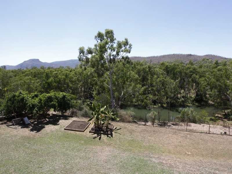 1576 Riverway Drive, Kelso QLD 4815