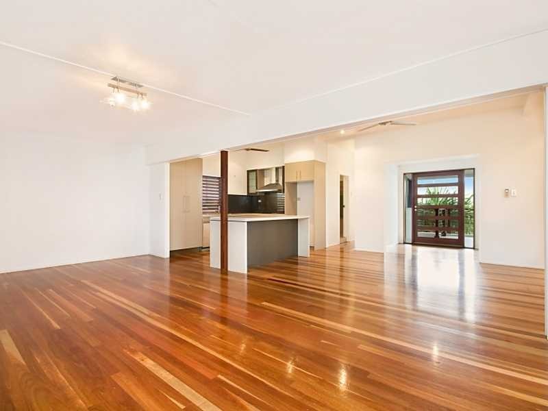 88 The Esplanade, Belgian Gardens QLD 4810