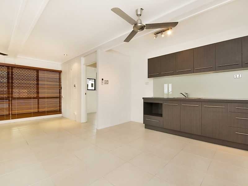 88 The Esplanade, Belgian Gardens QLD 4810