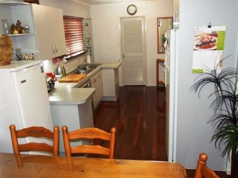 1 Miles Avenue, Kelso QLD 4815