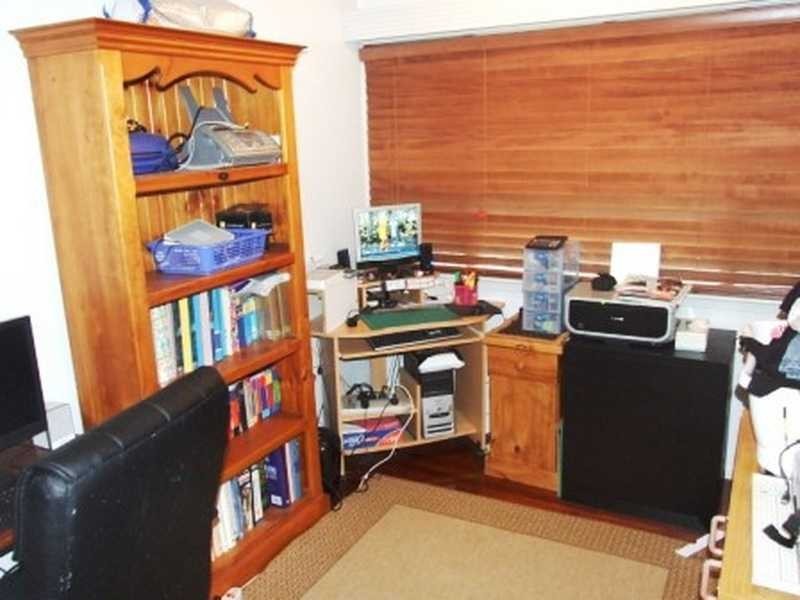 1 Miles Avenue, Kelso QLD 4815