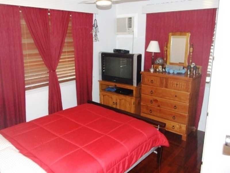 1 Miles Avenue, Kelso QLD 4815