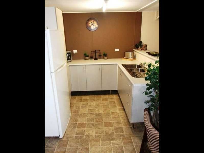 1 Miles Avenue, Kelso QLD 4815