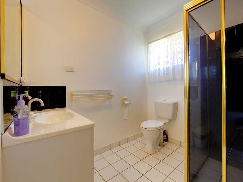 11 Gilmour Crescent, Kirwan QLD 4817