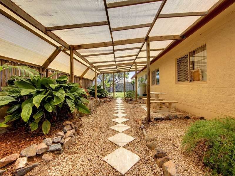 11 Gilmour Crescent, Kirwan QLD 4817