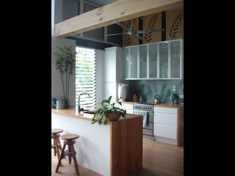 20 Halloran Street, Hermit Park QLD 4812