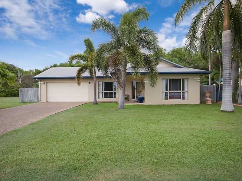 42 Pacific Avenue, Bushland Beach QLD 4818
