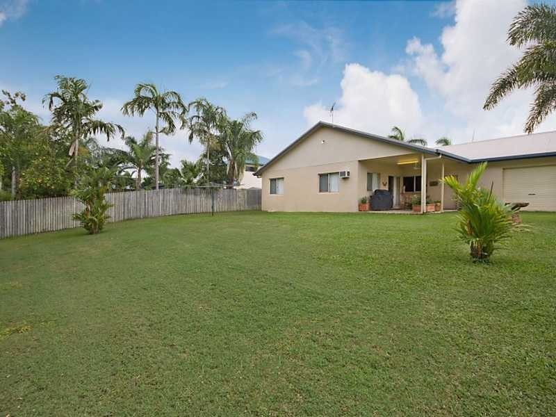 42 Pacific Avenue, Bushland Beach QLD 4818