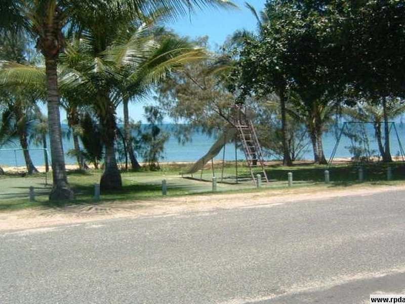 12 The Esplanade, Magnetic Island QLD 4819