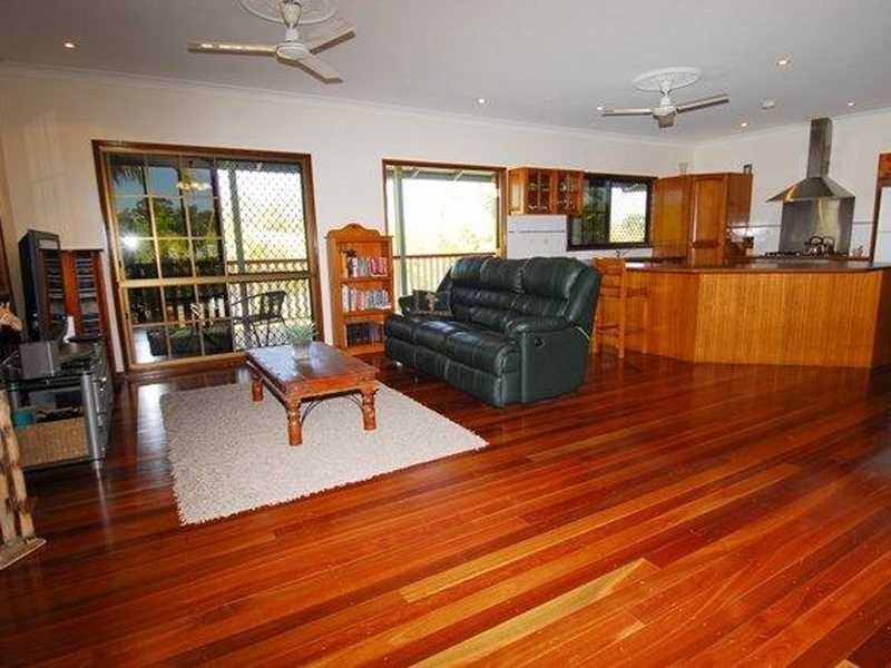 6 Shaw Street, West End QLD 4810