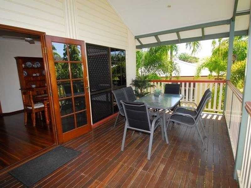 6 Shaw Street, West End QLD 4810