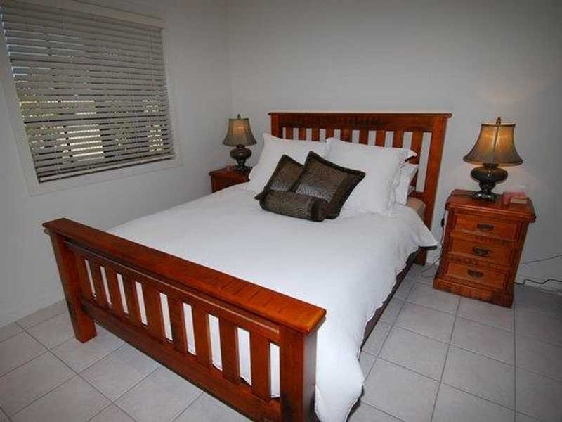 6 Shaw Street, West End QLD 4810