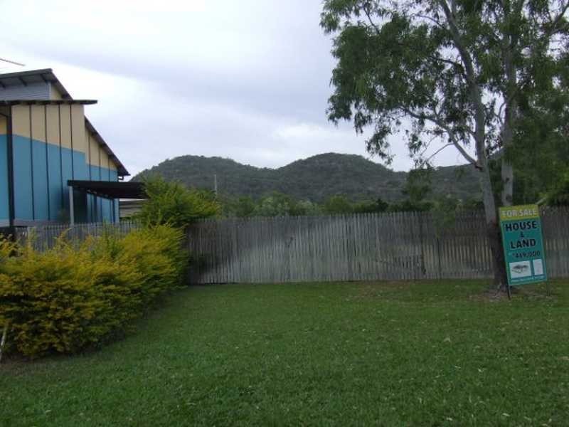 11 Bayside Court, Magnetic Island QLD 4819