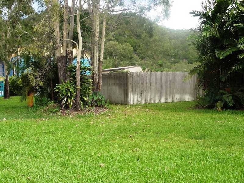 11 Bayside Court, Magnetic Island QLD 4819