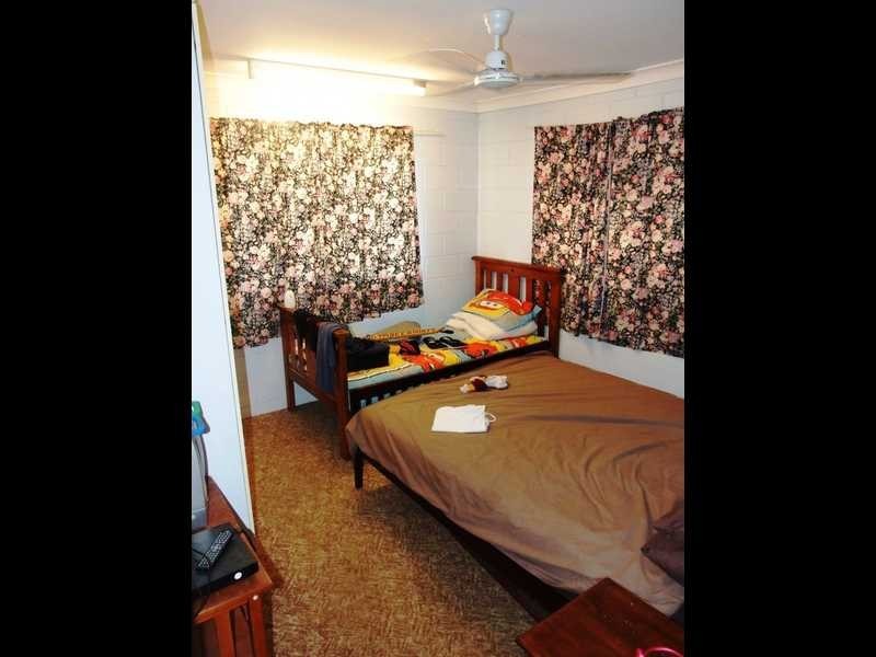 415 Pinnacle Drive, Rasmussen QLD 4815