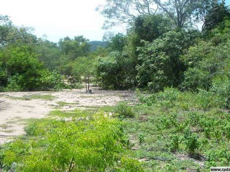 72 Henry Lawson Street, Magnetic Island QLD 4819