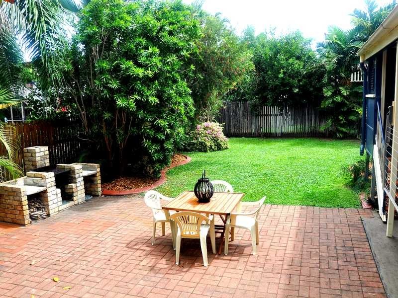 2a Baldey Street, Hyde Park QLD 4812