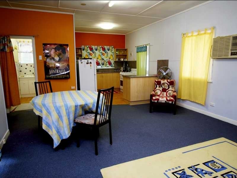 13 Halloran Street, Hermit Park QLD 4812