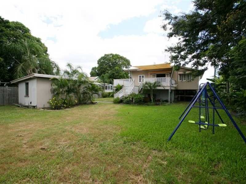140 Queens Road, Hermit Park QLD 4812