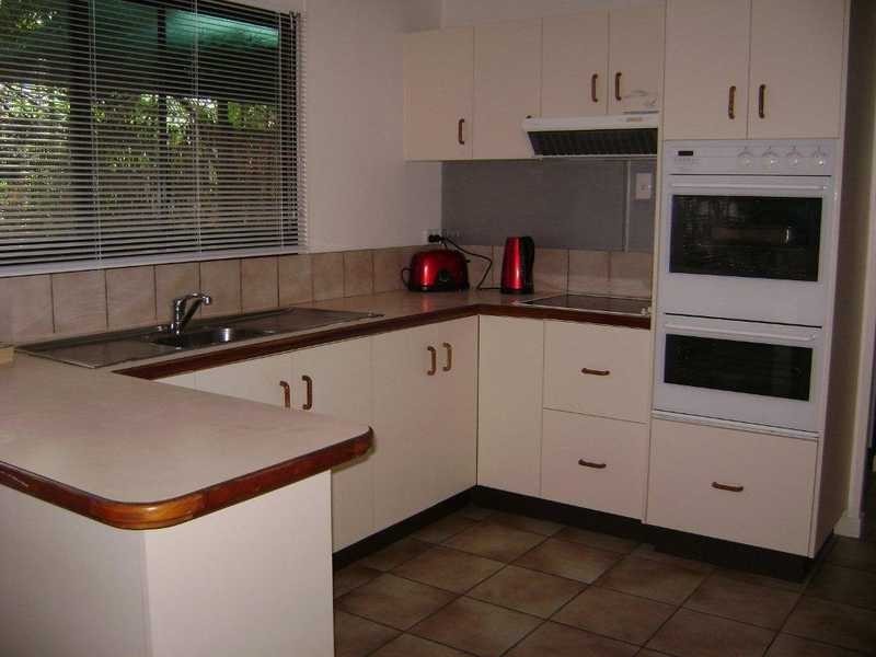 5 Robson Street, Magnetic Island QLD 4819