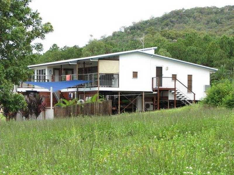 19 Wallaby Way, Magnetic Island QLD 4819
