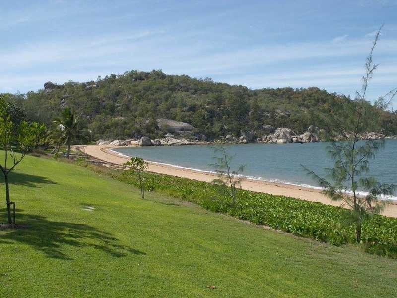 19 Wallaby Way, Magnetic Island QLD 4819