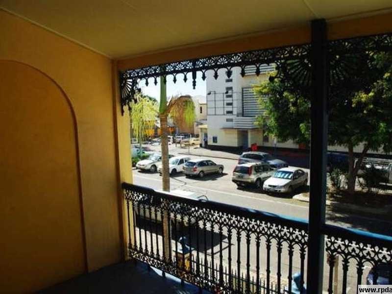 35 Sturt Street, Townsville QLD 4810