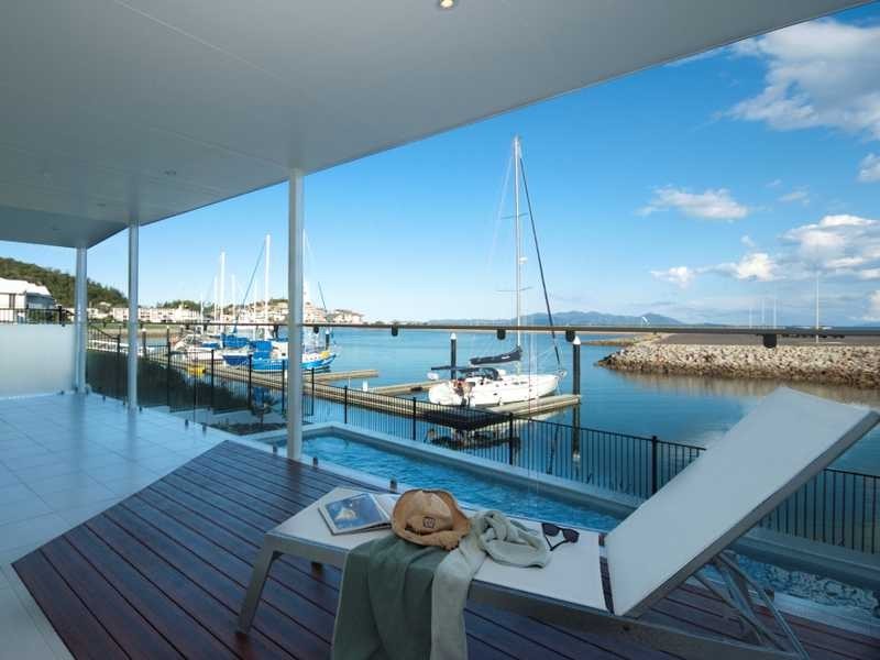12 Terrace Place, Magnetic Island QLD 4819