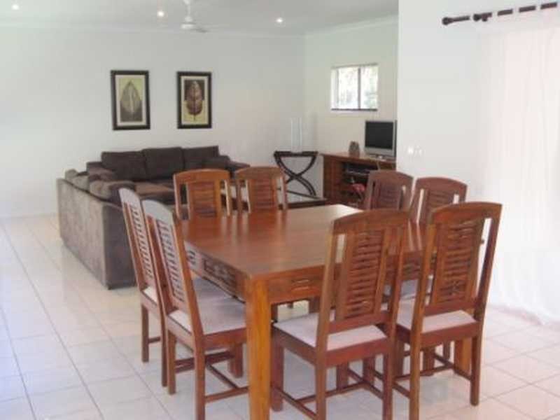28 The Grove, Magnetic Island QLD 4819
