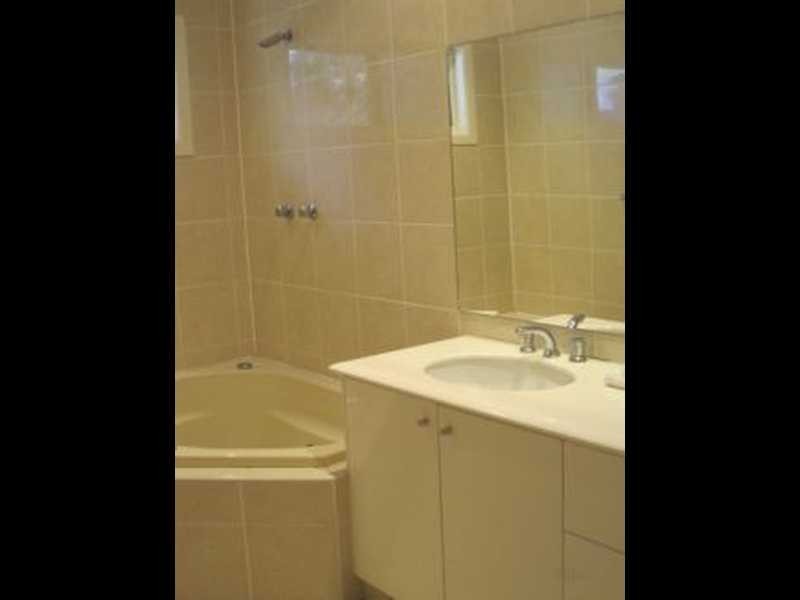28 The Grove, Magnetic Island QLD 4819