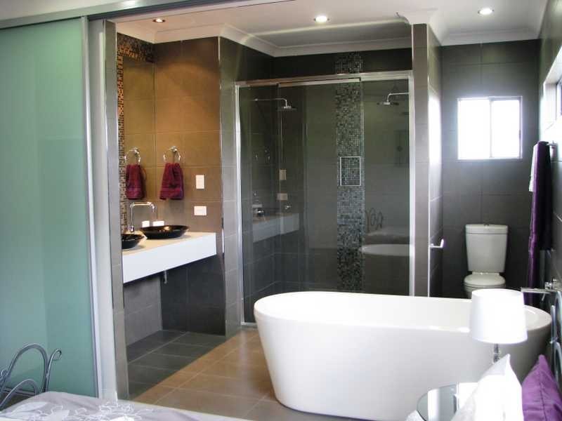 13 Balladonia Avenue, Mount Low QLD 4818