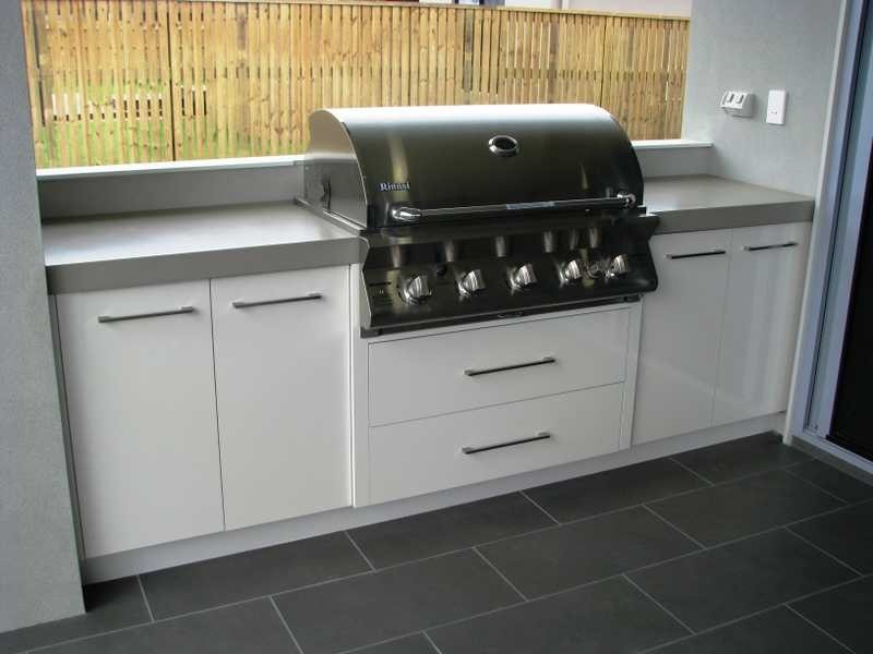 13 Balladonia Avenue, Mount Low QLD 4818