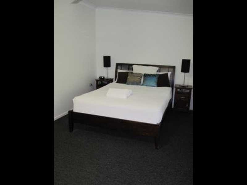 44 Barton Street, Magnetic Island QLD 4819