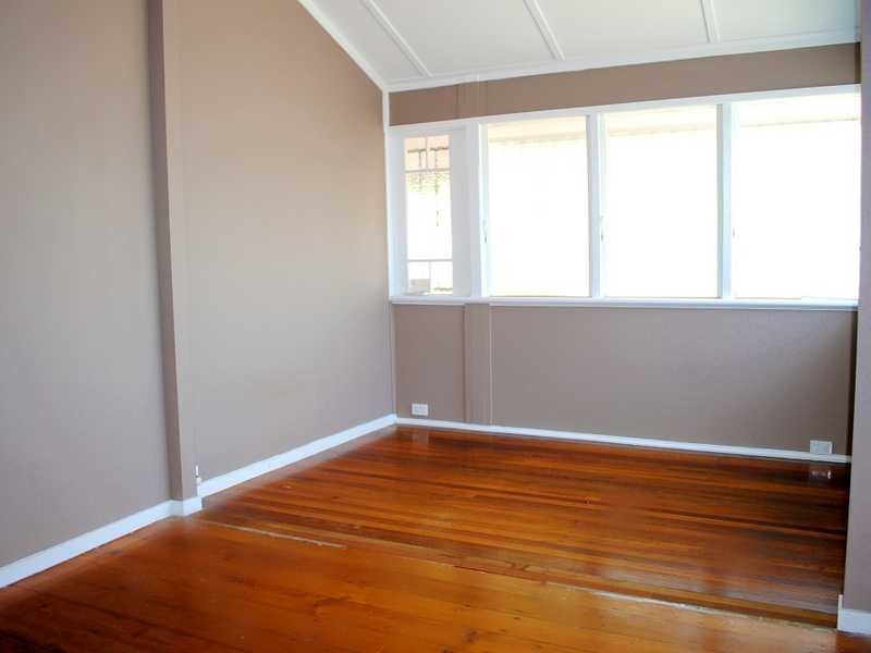 14 Margaret Street, West End QLD 4810