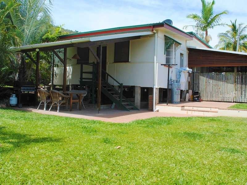 14 Margaret Street, West End QLD 4810