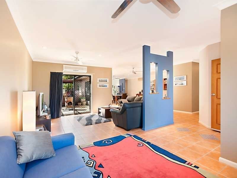 6 Robina Cl, Kirwan QLD 4817