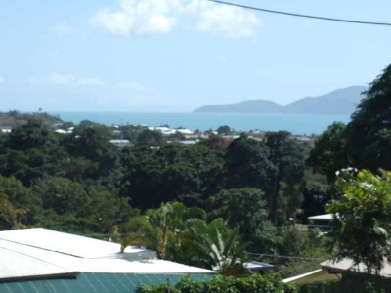 22 Murray Street, North Ward QLD 4810