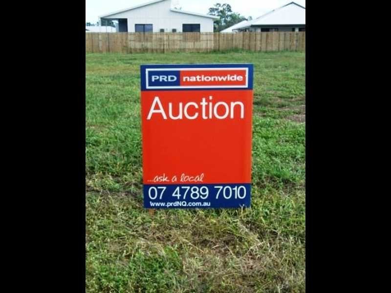 13 Peregrine Avenue, Kelso QLD 4815