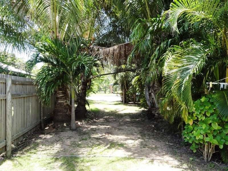 5 Carlson Court, Magnetic Island QLD 4819
