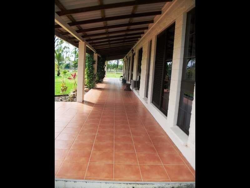 7 Holstein Place, Black River QLD 4818