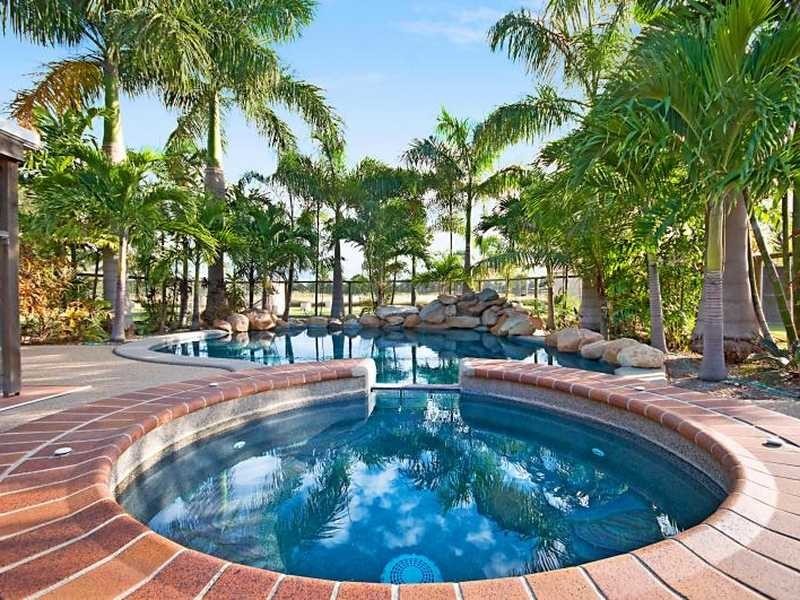 7 Holstein Place, Black River QLD 4818