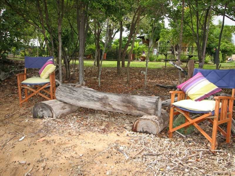 42 Waterivew Dr, Bushland Beach QLD 4818