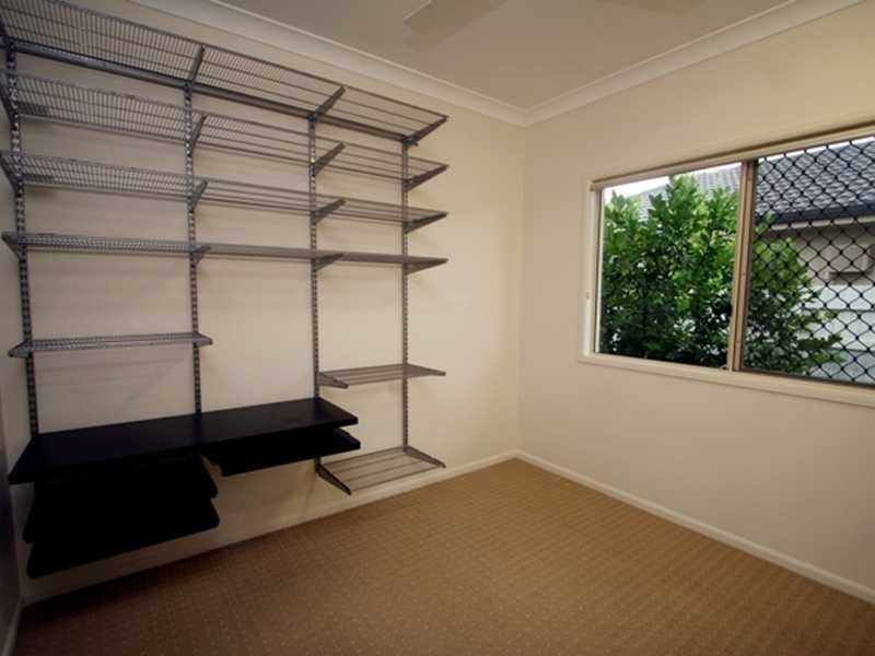 2 Treecreeper St, Bohle Plains QLD 4817