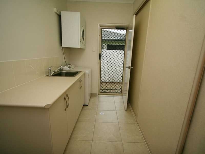 2 Treecreeper St, Bohle Plains QLD 4817